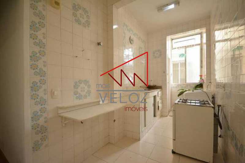 Apartamento à venda com 1 quarto, 60m² - Foto 13