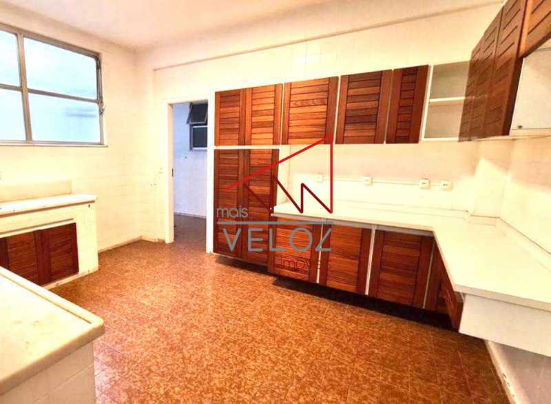 Apartamento à venda com 5 quartos, 176m² - Foto 9