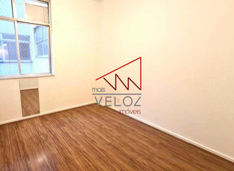 Apartamento à venda com 5 quartos, 176m² - Foto 7