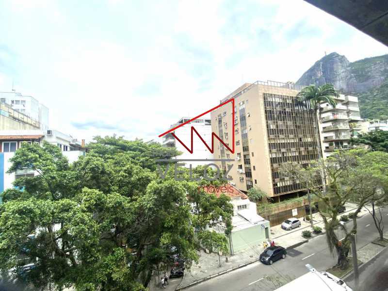 Apartamento à venda com 3 quartos, 201m² - Foto 1