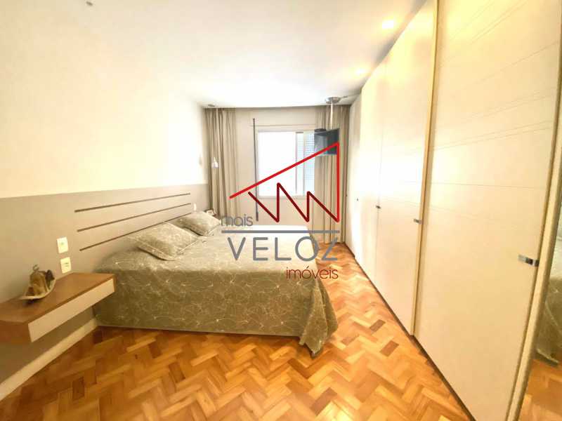 Apartamento à venda com 3 quartos, 201m² - Foto 8