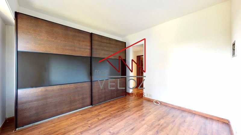 Apartamento à venda com 4 quartos, 161m² - Foto 7