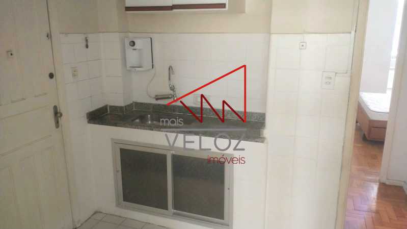 Apartamento à venda com 2 quartos, 70m² - Foto 13