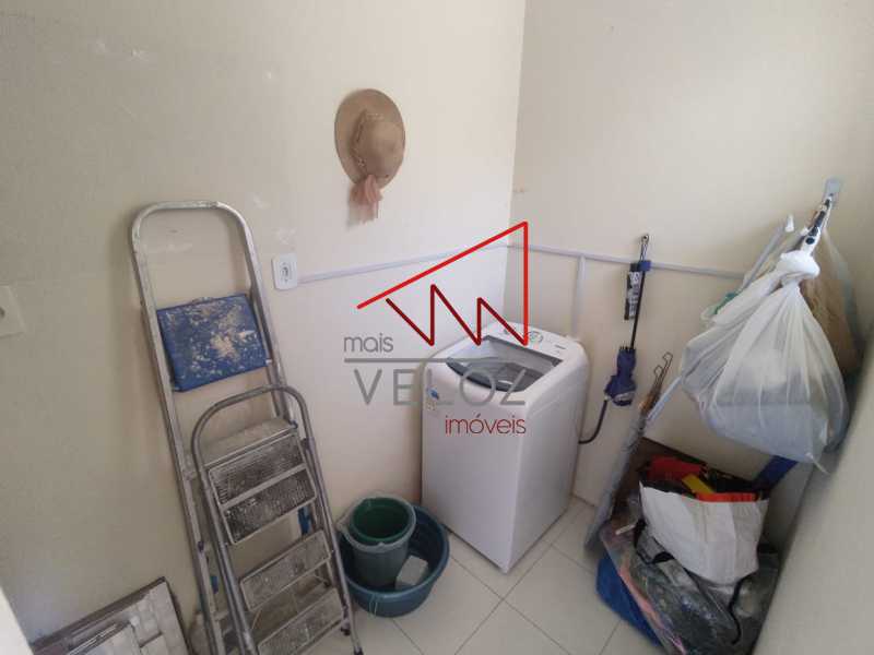 Apartamento à venda com 2 quartos, 90m² - Foto 12