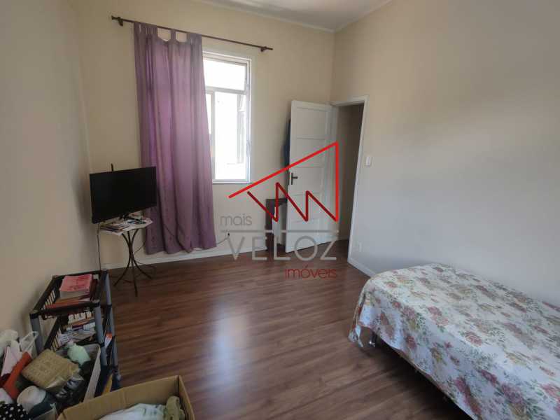 Apartamento à venda com 2 quartos, 90m² - Foto 25