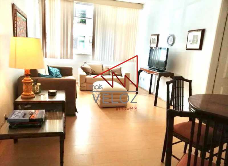 Apartamento à venda com 3 quartos, 100m² - Foto 2