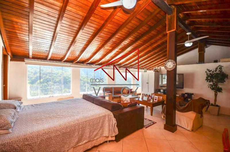 Casa à venda com 5 quartos, 650m² - Foto 3