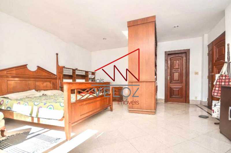 Casa à venda com 5 quartos, 650m² - Foto 10