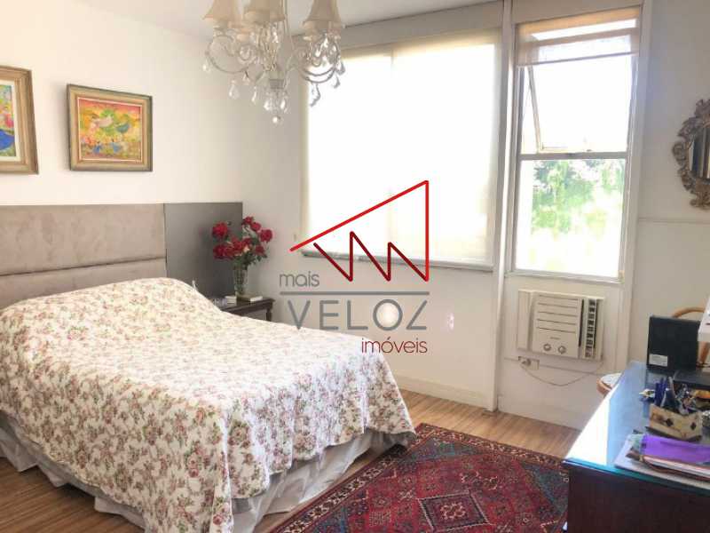 Apartamento à venda com 4 quartos, 299m² - Foto 14