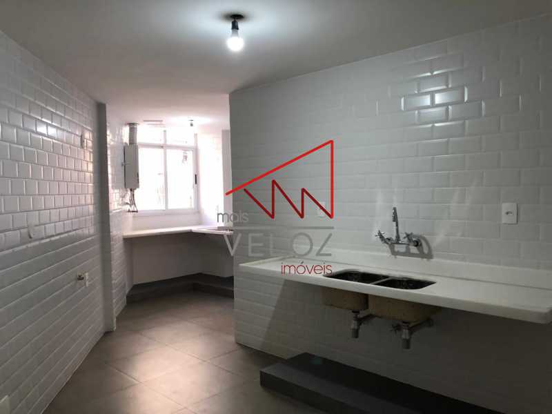 Apartamento à venda com 3 quartos, 113m² - Foto 18