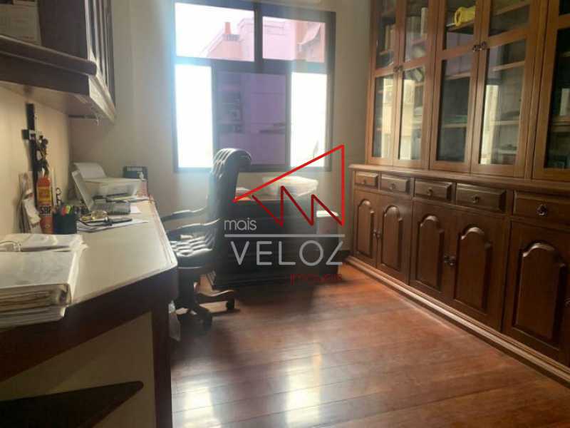 Apartamento à venda com 4 quartos, 203m² - Foto 9