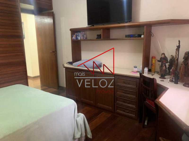 Apartamento à venda com 4 quartos, 203m² - Foto 10