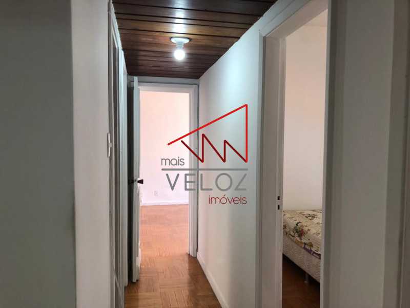 Apartamento à venda com 3 quartos, 100m² - Foto 4