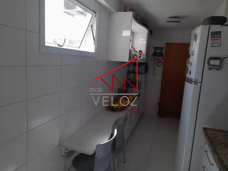 Apartamento à venda com 4 quartos, 105m² - Foto 20