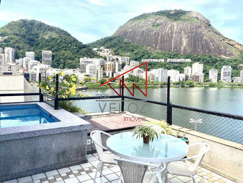 Cobertura à venda com 3 quartos, 364m² - Foto 4