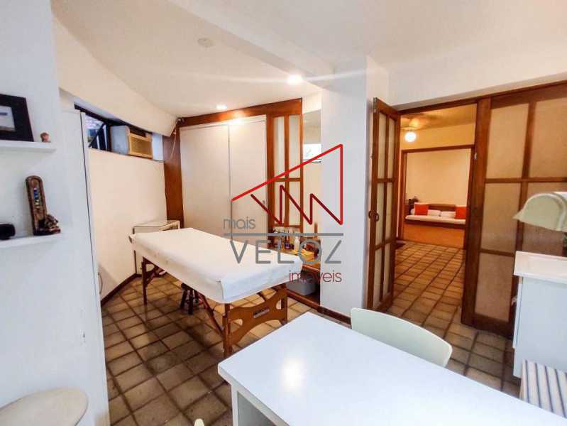 Apartamento à venda com 2 quartos, 75m² - Foto 11