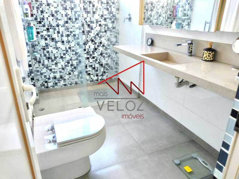 Apartamento à venda com 3 quartos, 298m² - Foto 12