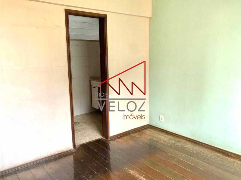 Apartamento à venda com 3 quartos, 112m² - Foto 9