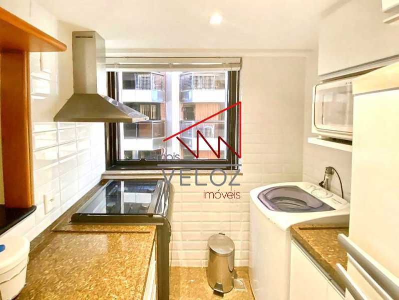 Apartamento à venda com 2 quartos, 85m² - Foto 12