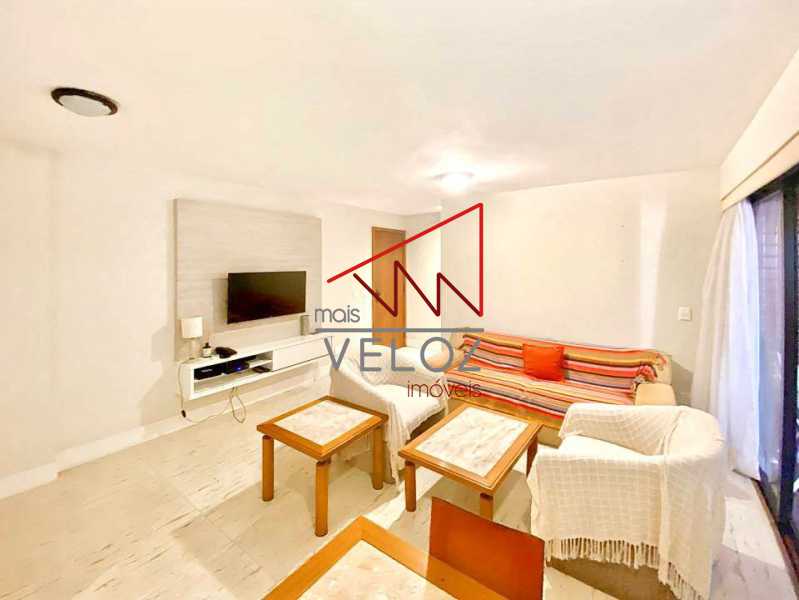 Apartamento à venda com 2 quartos, 85m² - Foto 9