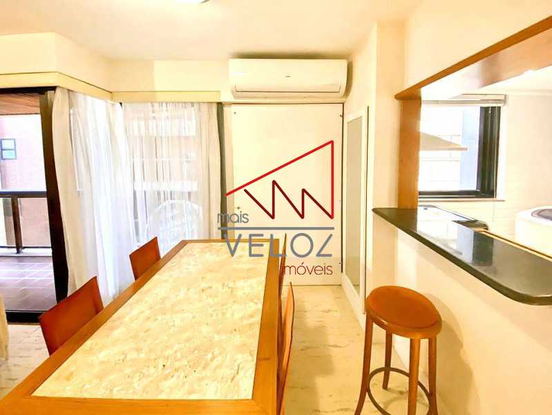 Apartamento à venda com 2 quartos, 85m² - Foto 10