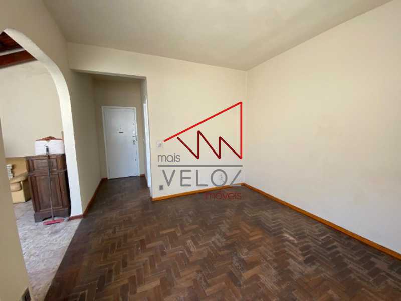 Apartamento à venda com 1 quarto, 93m² - Foto 5