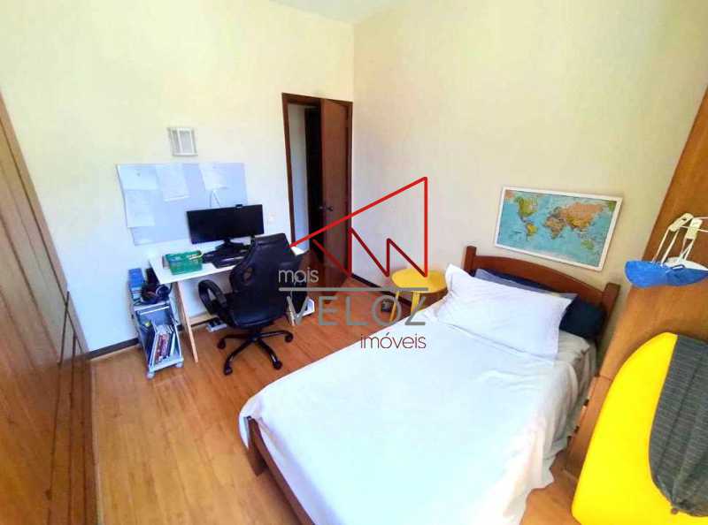 Apartamento à venda com 4 quartos, 152m² - Foto 9