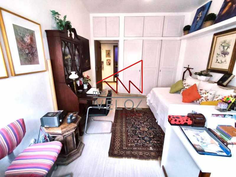 Apartamento à venda com 4 quartos, 300m² - Foto 18