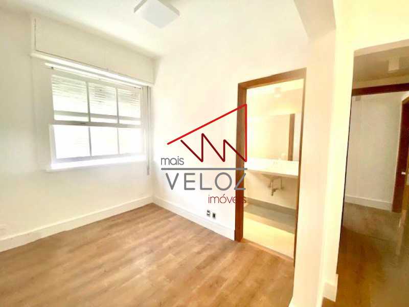 Apartamento à venda com 2 quartos, 89m² - Foto 13