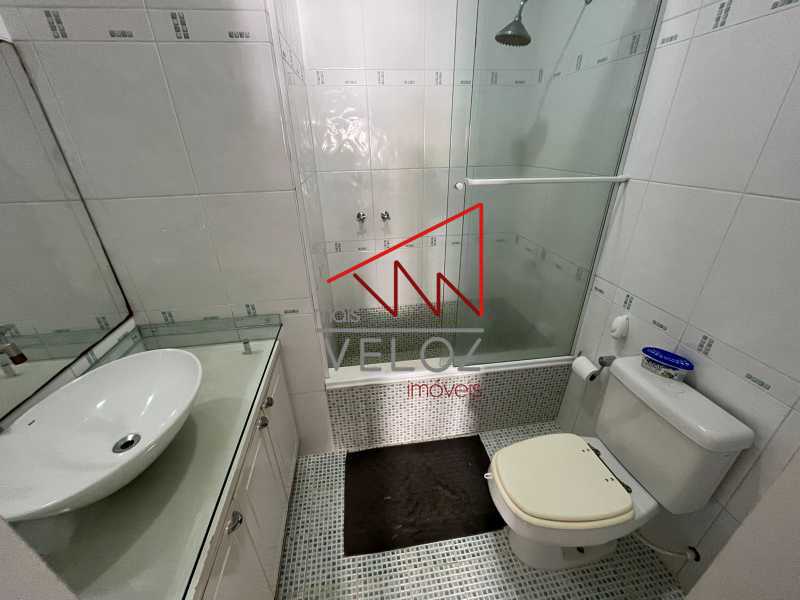 Apartamento à venda com 2 quartos, 70m² - Foto 16