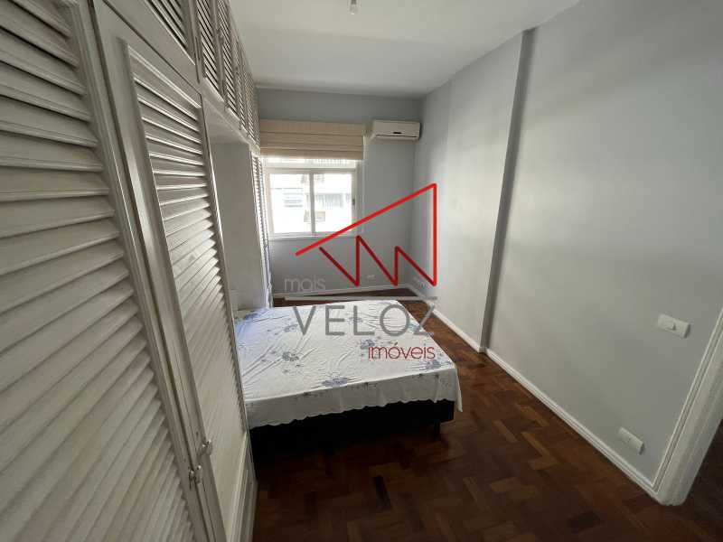 Apartamento à venda com 2 quartos, 70m² - Foto 14