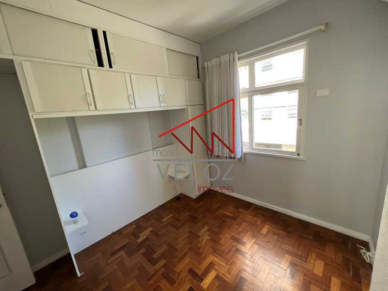 Apartamento à venda com 2 quartos, 70m² - Foto 10