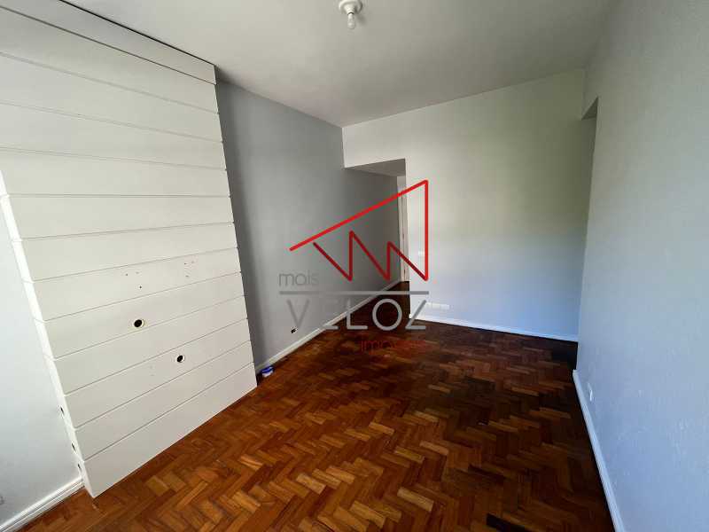 Apartamento à venda com 2 quartos, 70m² - Foto 5