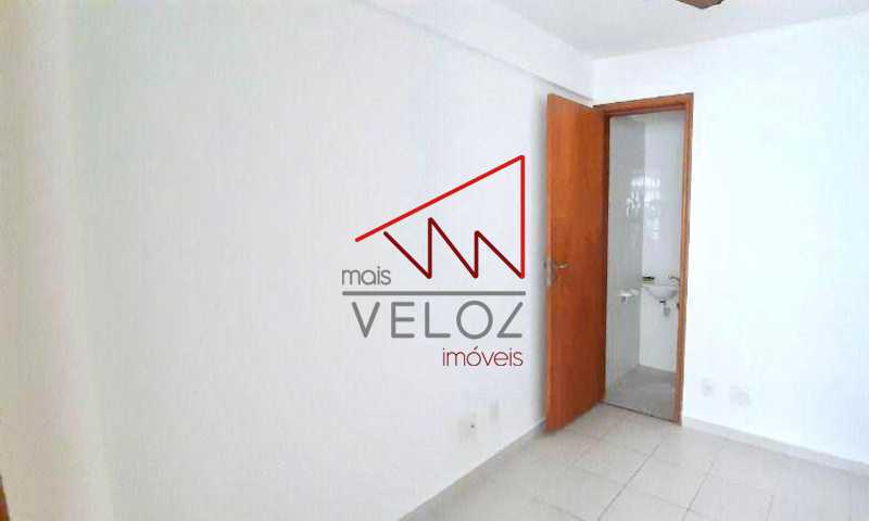 Apartamento à venda com 4 quartos, 210m² - Foto 10