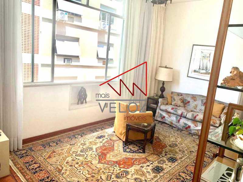 Apartamento à venda com 1 quarto, 67m² - Foto 2