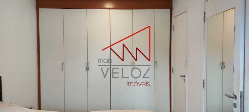 Apartamento à venda com 1 quarto, 40m² - Foto 15