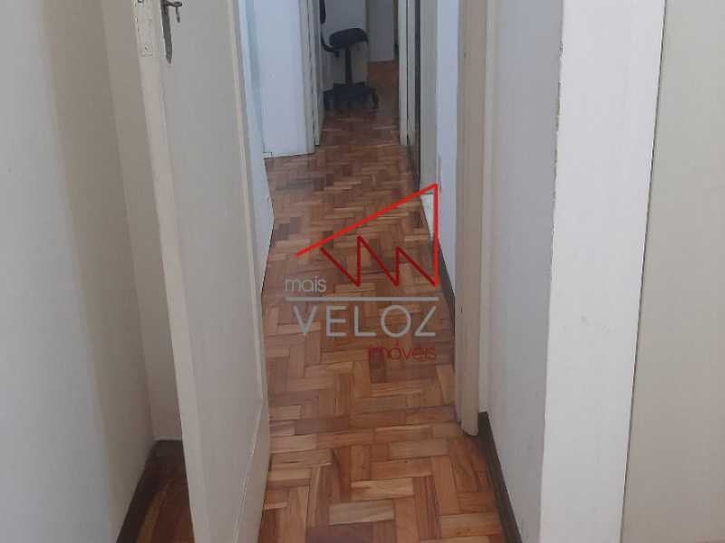 Apartamento à venda com 2 quartos, 76m² - Foto 4