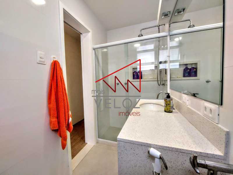 Apartamento à venda com 4 quartos, 180m² - Foto 9