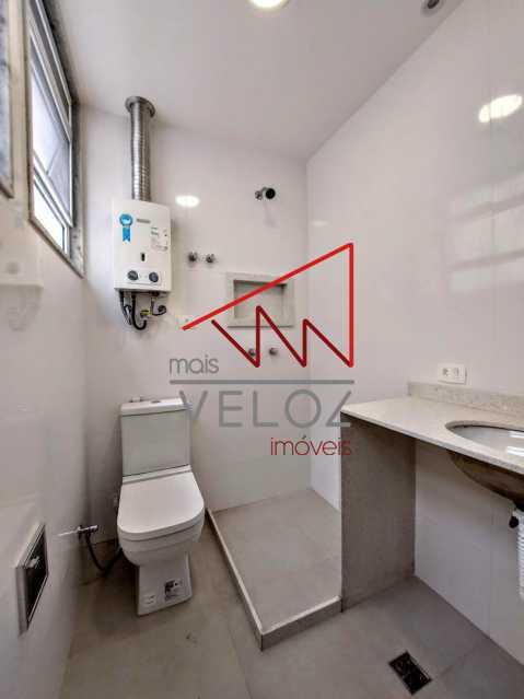 Apartamento à venda com 4 quartos, 180m² - Foto 15