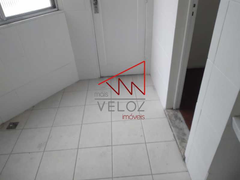 Apartamento à venda com 3 quartos, 85m² - Foto 11