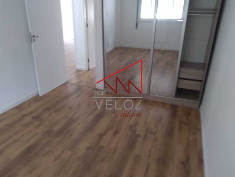 Apartamento à venda com 3 quartos, 85m² - Foto 4