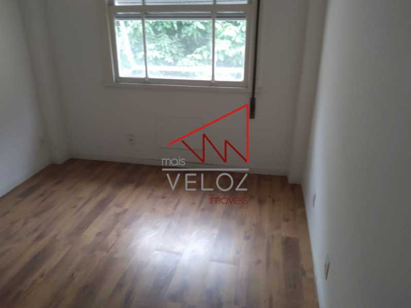 Apartamento à venda com 3 quartos, 85m² - Foto 9