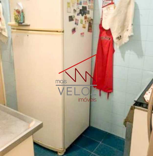 Apartamento à venda com 2 quartos, 58m² - Foto 16