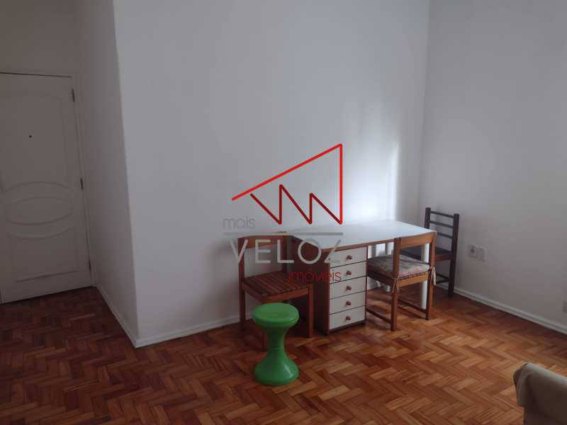 Apartamento à venda com 1 quarto, 42m² - Foto 5