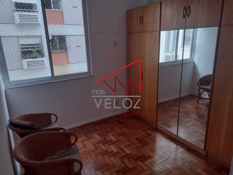 Apartamento à venda com 1 quarto, 42m² - Foto 13