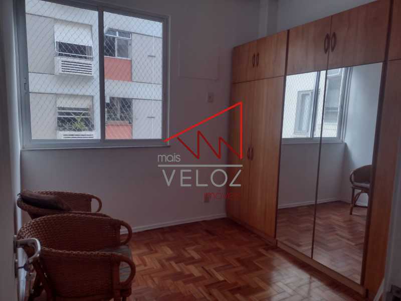 Apartamento à venda com 1 quarto, 42m² - Foto 12