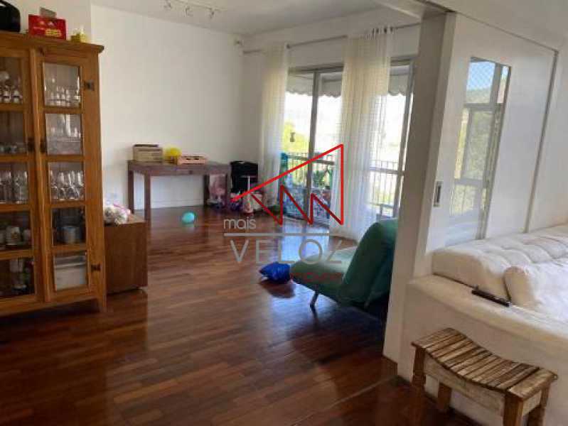 Apartamento à venda com 4 quartos, 146m² - Foto 4