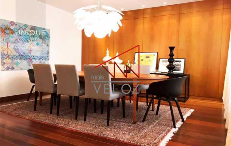 Apartamento à venda com 4 quartos, 240m² - Foto 2