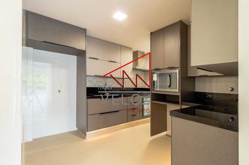 Apartamento à venda com 3 quartos, 94m² - Foto 1