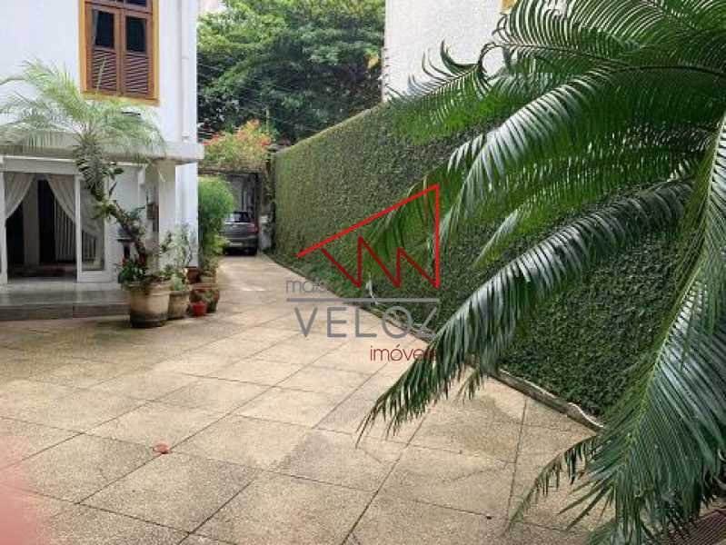 Casa à venda com 4 quartos, 400m² - Foto 5